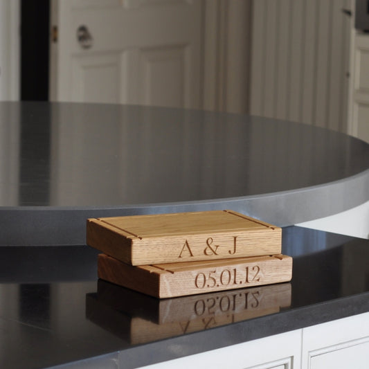 LITEN SERVERINGSFJØL MED RILLE*