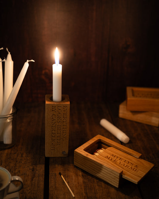 FYRSTIKKESKE MED NORSK TEKST